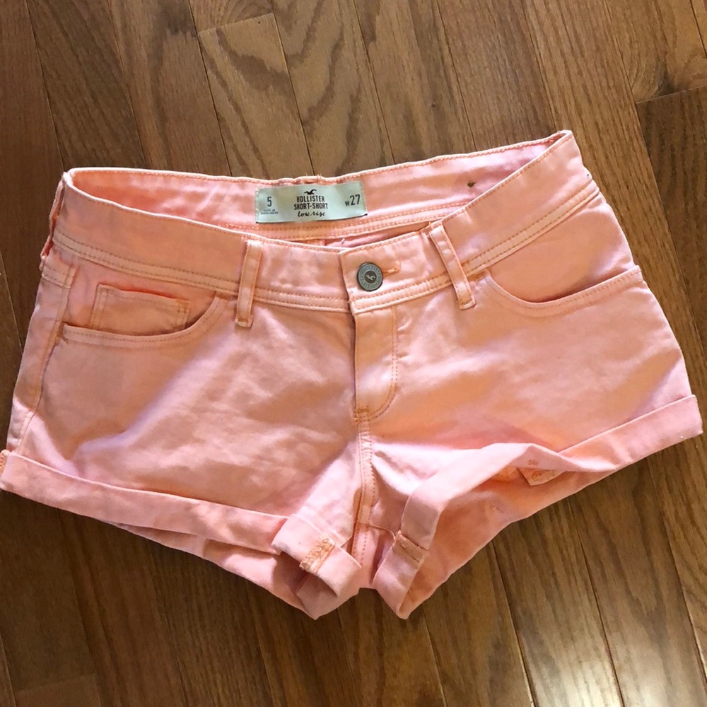 Coral Low Rise Hollister Shorts